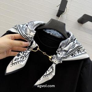 コピー 通販エルメス半袖T最安国内発送 フェミニンな雰囲気 ファッション.