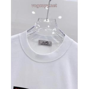 半袖Tシャツ定番の人気商品 軽くて着心地がいい 人気定番大人気HERMESコピー 品 ブランド
