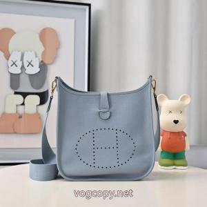 エルメスコピー 商品 ブランドバッグ日本一安い激安 高級感あるスタイル ファスナー式.