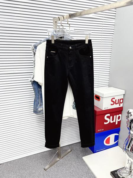 ジーンズブランド コピー 安心期待値も高いアイテム今流行HERMES 0 