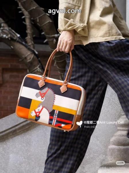 コピー ブランド 優良定番人気のモデル上品ですっきり、好感度抜群バッグHERMES 2