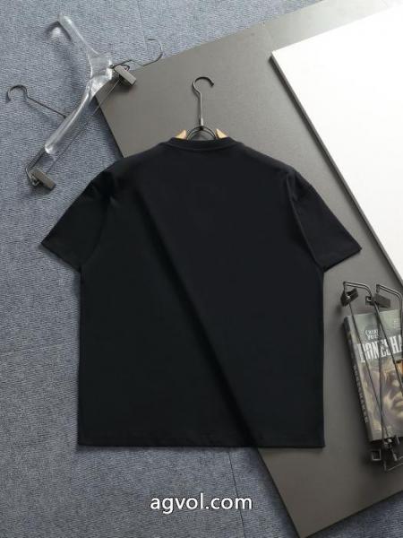 HERMES毎日更新 セレブ愛用 予約販売商品ブランド 通販店半袖Tシャツ 4