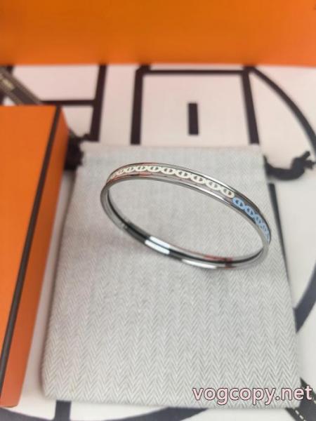 エルメス アクセサリーブランド スーパー コピー絶大な人気を誇るアイテムおすすめ 超人気美品 限定品も!.. 3