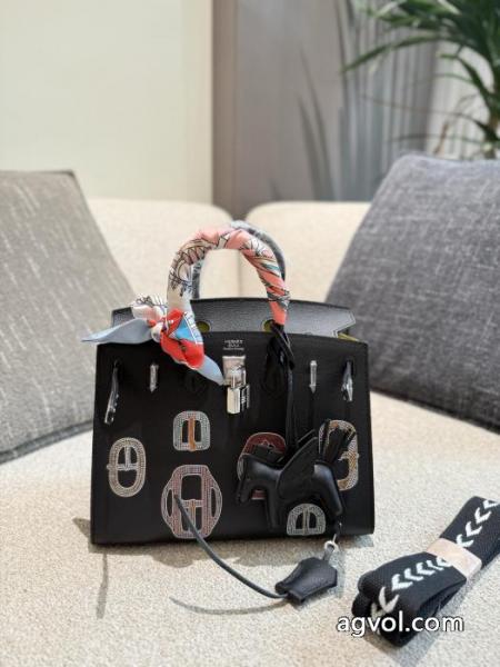 激安 通販 専門超人気 今年らしいおすすめ新品 実用性が高いバッグHERMES 1