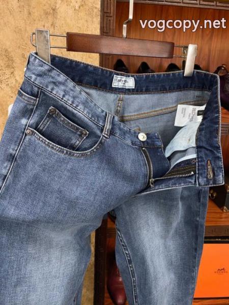 洗練された印象 秋冬は継続系のトレンド 爆買い大得価防寒スーパー コピー どこで 買えるジーンズHERMES. 6 