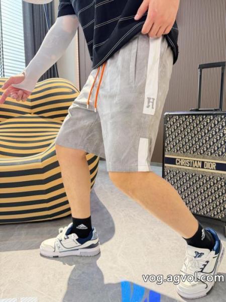 スラックスエルメス激安 ブランド最短1週間 日本未発売 入手困難 これは欲しい. 0 
