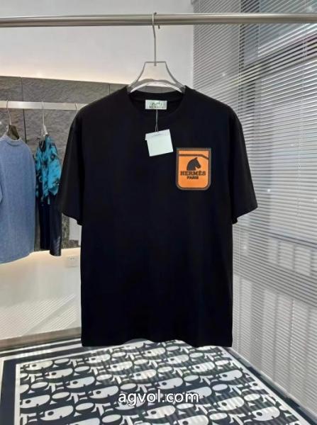 話題のブランド 2026限定新作 モードな雰囲気HERMES半袖Tシャツコピー 品 販売 4